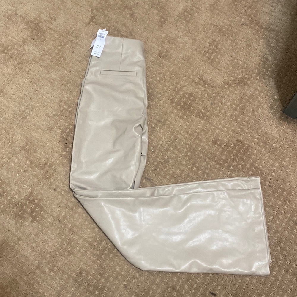 Abercrombie brand new with tags. Love vegan leather pants.